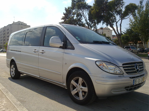 MINIVAN - 8 Lugares